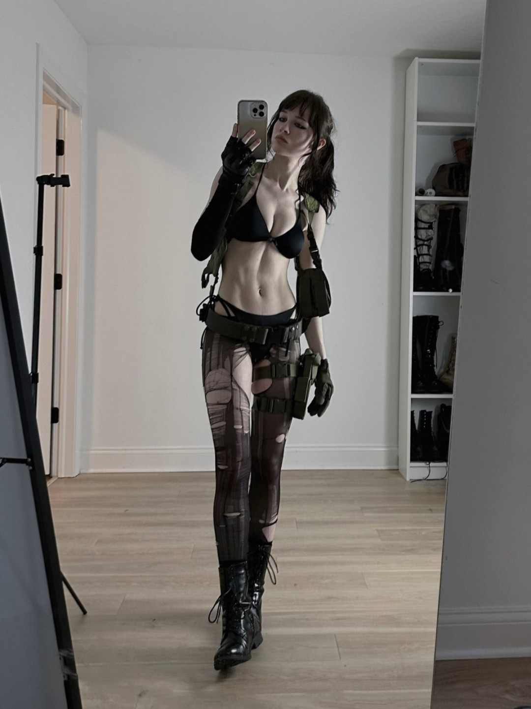 美国小姐姐cos蕾赛 过膝袜勒腿效果太顶了(图10)