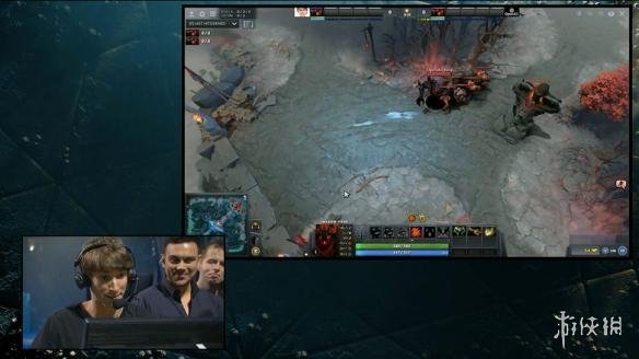 AI威武！《DOTA2》顶级职业选手被人工智能虐吐血！(图4)