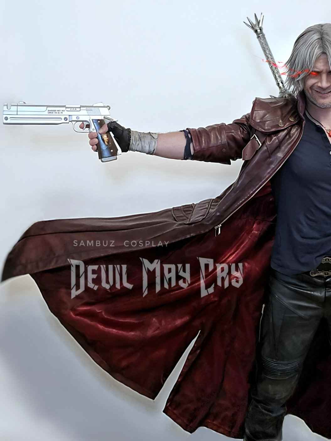 皮衣配圣诞帽！意大利Coser演绎《鬼泣5》圣诞但丁(图6)