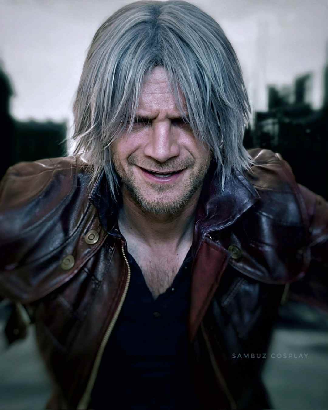 皮衣配圣诞帽！意大利Coser演绎《鬼泣5》圣诞但丁(图8)