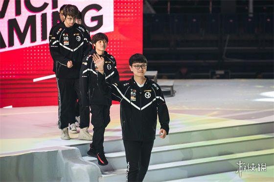 《DOTA2》震中杯MVP归属致粉丝炸锅 ESL乌龙重演？(图1)