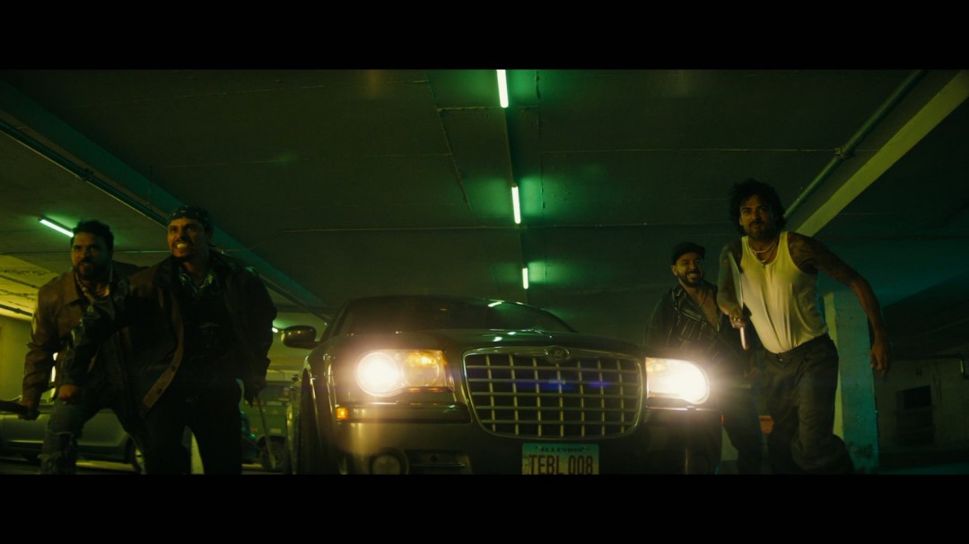 高口碑动作片《小人物》续集《小人物2》中文预告(图10)