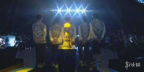 《LOL》MSI小组赛：iG击败FW 以五连胜完美收官！(图1)