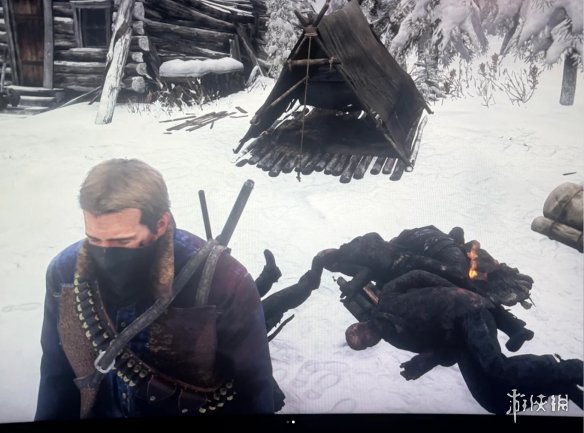 《大镖客2》玩家迷惑行为:赢了战斗为何还要“焚尸”?(图3) 《大镖客2》玩家迷惑行为:赢了战斗为何还要“焚尸”?(图3)