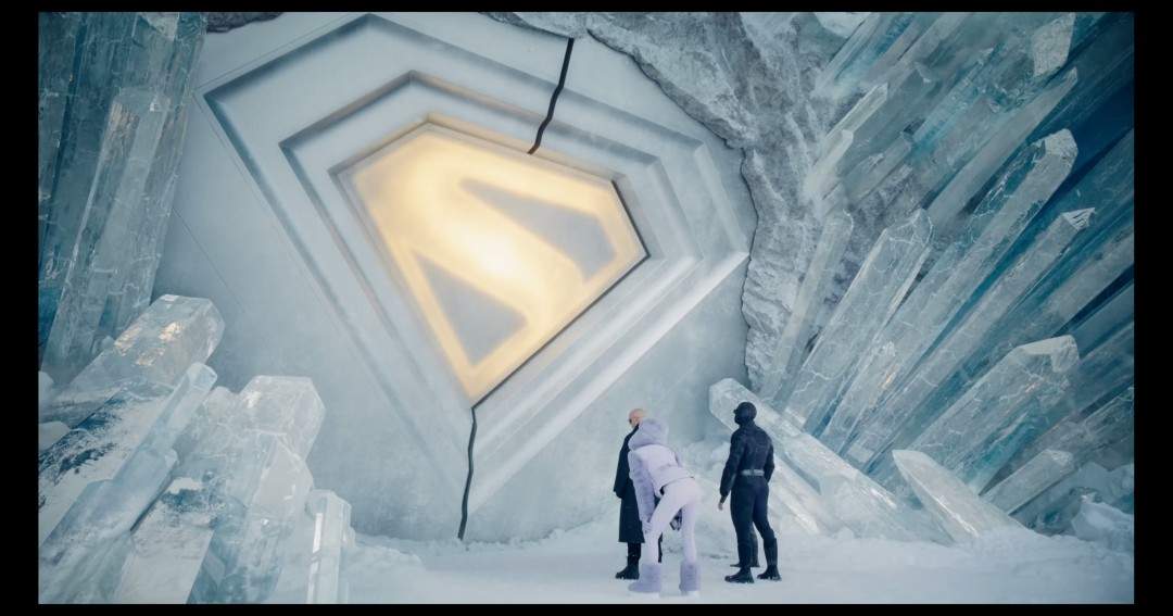 《超人》电影终极预告 怒拳打掉敌人几颗牙齿(图8)