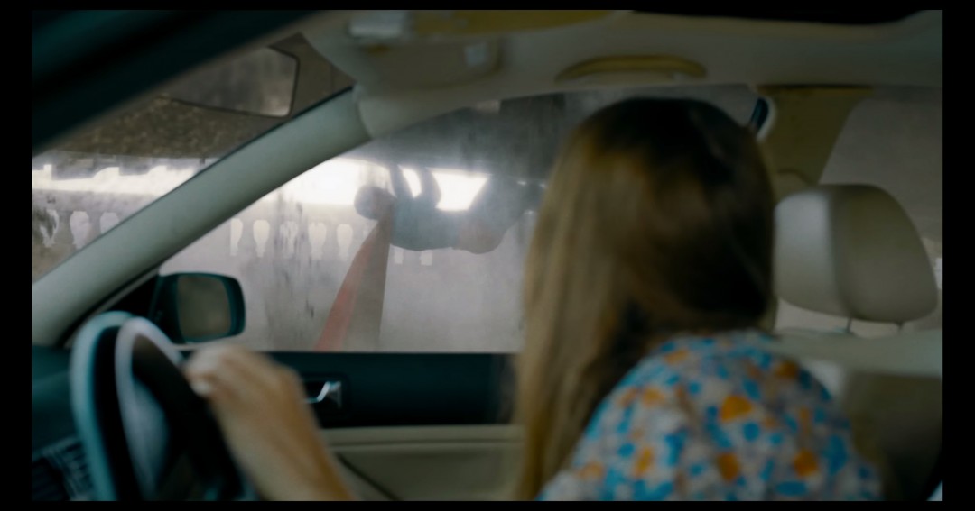 《超人》电影终极预告 怒拳打掉敌人几颗牙齿(图6)