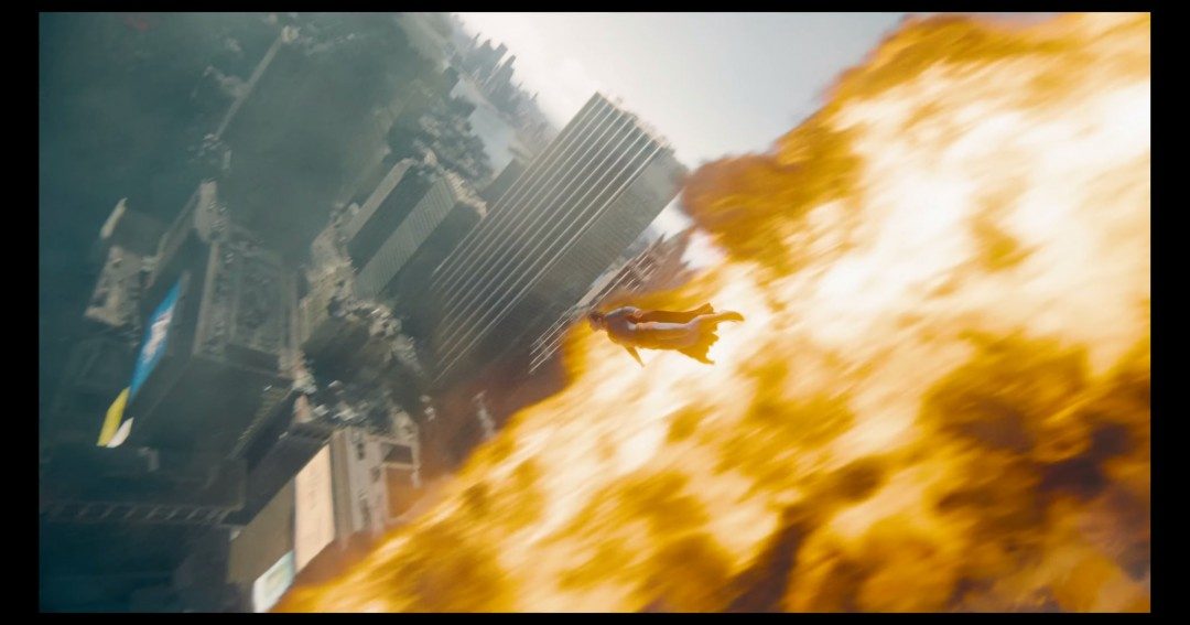 《超人》电影终极预告 怒拳打掉敌人几颗牙齿(图11)