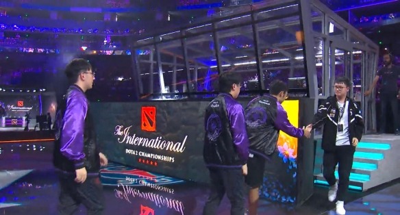 Ti9:主赛事第三日回顾 老干爹晋级 OG历史重演(图5) Ti9:主赛事第三日回顾 老干爹晋级 OG历史重演(图5)