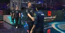 Ti9：《DOTA2》Ti9淘汰赛第二日回顾 RNG2-0胜VP(图4)