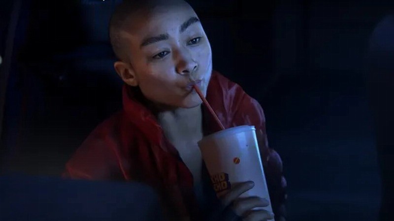 《星际：异端先知》光头女主被网友改成性感美女(图3)