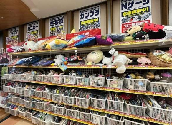 谷价崩盘，蓝锁、小排球、咒回套牢当代年轻人（上）(图11)