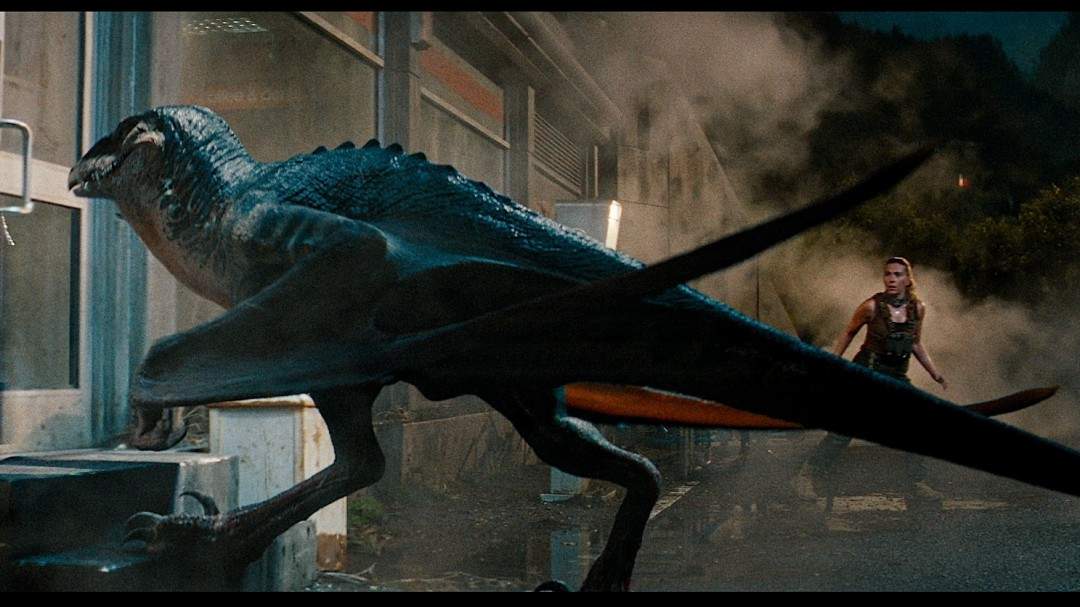 《侏罗纪世界：重生》新剧照 霸王龙沧龙暴虐龙等登场(图12)
