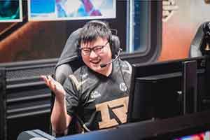 2500杀先生登场 Uzi夺得《LOL》LPL历史击杀数榜首 - Tanyitan情报局