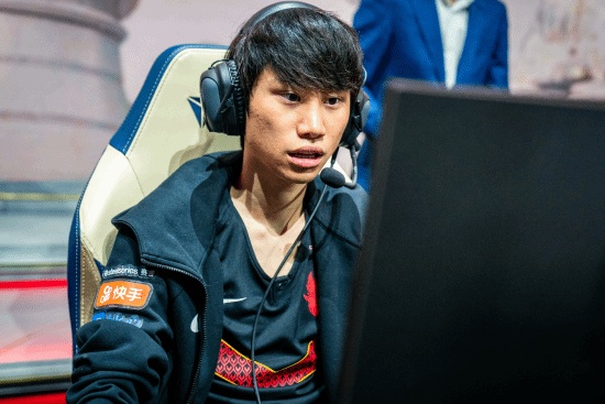 世界冠军跨界！Doinb转战《DOTA2》直呼“太上瘾了”(图2)