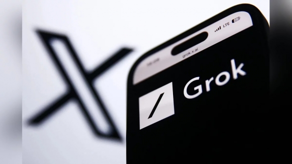 马斯克为AI设限：禁止Grok神经网络进行女性“脱衣”(图2)