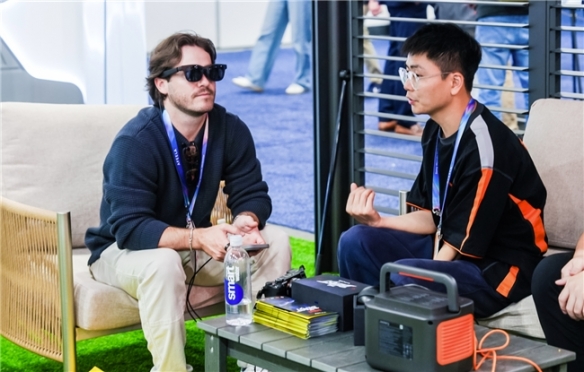 VITURE Beast首次亮相CES 全球最大视场角内置3DoF计算芯片(图5)