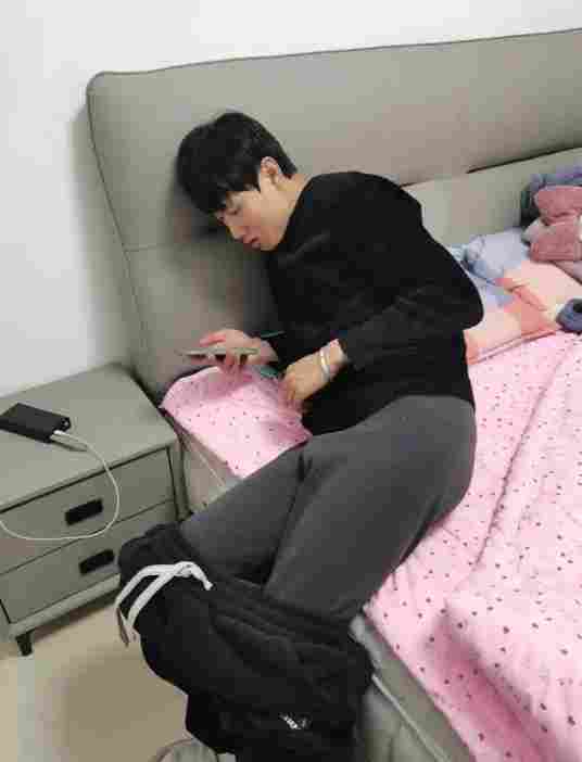 是安全隐患还是过度担忧 “穿外裤坐床”到底行不行？ - Tanyitan情报局