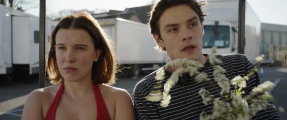 全员回归!网飞发布《福尔摩斯小姐3》2026年首发剧照(图2) 全员回归!网飞发布《福尔摩斯小姐3》2026年首发剧照(图2)