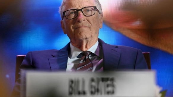 比尔·盖茨发布年度信函 勾勒人工智能未来的复杂图景(图3)