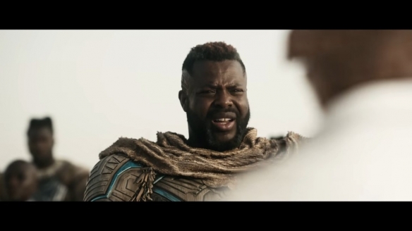 《复仇者联盟5》第四支预告片公布:神奇四侠登场!(图5) 《复仇者联盟5》第四支预告片公布:神奇四侠登场!(图5)