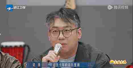 《有歌2》：白小白“硬刚”乐评人，彩铃巨星再就业(图3)