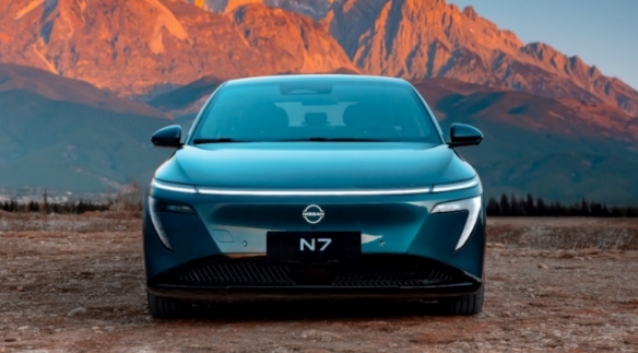 连续七年下滑！日产2025年在华销量较巅峰期腰斩近60%(图2)