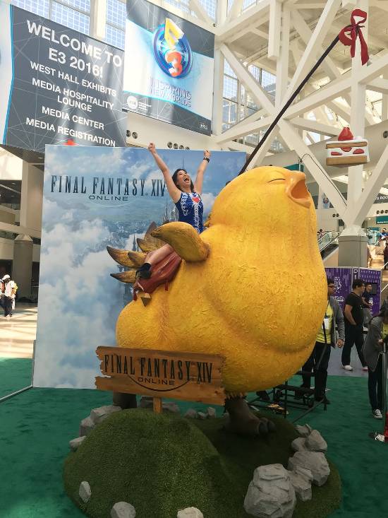 《羊蹄山》女主演员分享性感美照 火辣钢管舞表演？(图4)