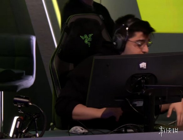 赛场上的迷彩“伏笔”？雷蛇V4 Pro无线鼠标传闻再起！ - Tanyitan情报局