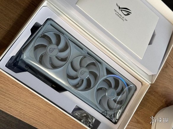 血赚！万元RTX 5080取消订单仍送货 客服直言送你了(图2)