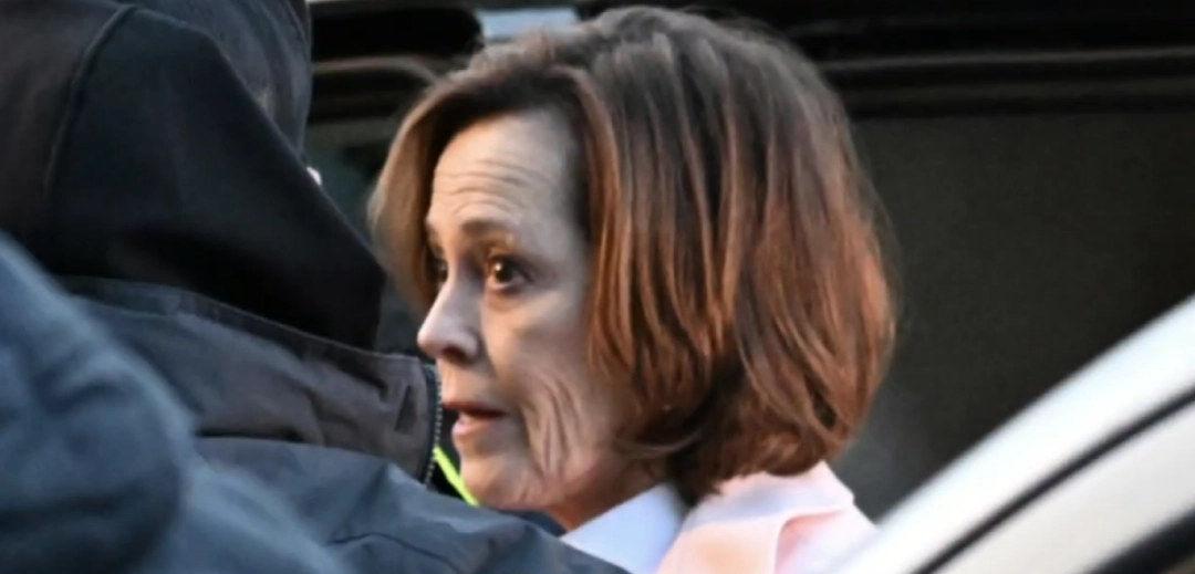 英国开拍《古墓丽影》电视剧 拍摄现场曝光！(图4)