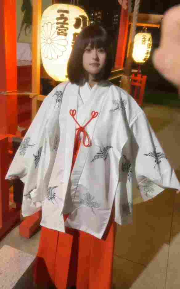 《寂静岭f》咲子脸模美照：超可爱的巫女小姐姐！ - Tanyitan情报局