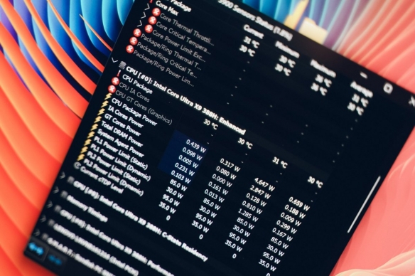 实测一台续航超20小时的笔记本，竟然还能玩3A游戏？！(图19)