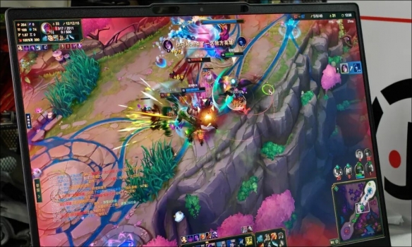 超能打 超长续航 还超安静! 酷睿Ultra X9 388H创造三大奇迹(图5)