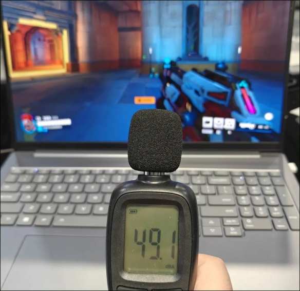 超能打 超长续航 还超安静! 酷睿Ultra X9 388H创造三大奇迹(图18)