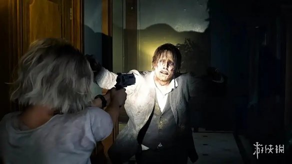 曝《生化9》女主行为影响里昂! 角色切换机制添可玩性(图2) 曝《生化9》女主行为影响里昂! 角色切换机制添可玩性(图2)