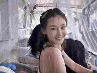 这一字马的大纤腿! 动图 俏皮小姐姐怎么专学攻下三路 - Tanyitan情报局