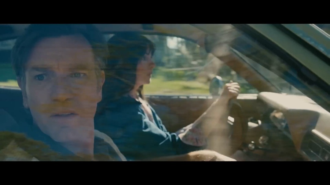 《逃出绝命街》前导预告 安妮·海瑟薇+麦克格雷主演(图5)