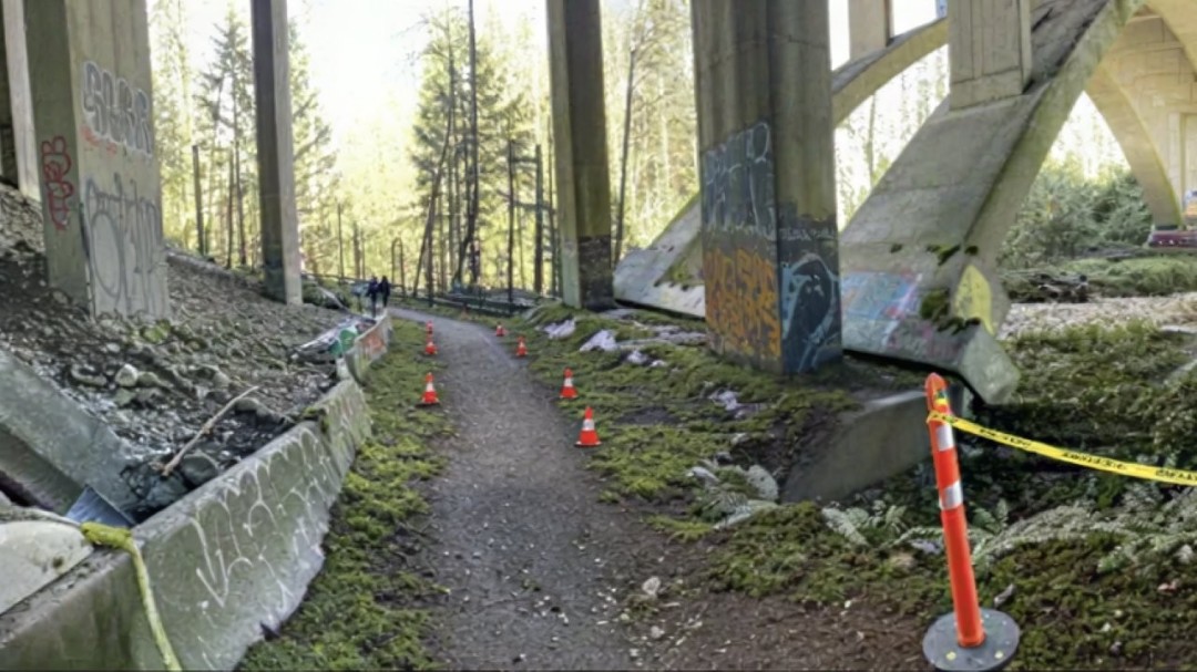 《最后的生还者》第三季片场照曝光:Lev光头造型亮相(图5)