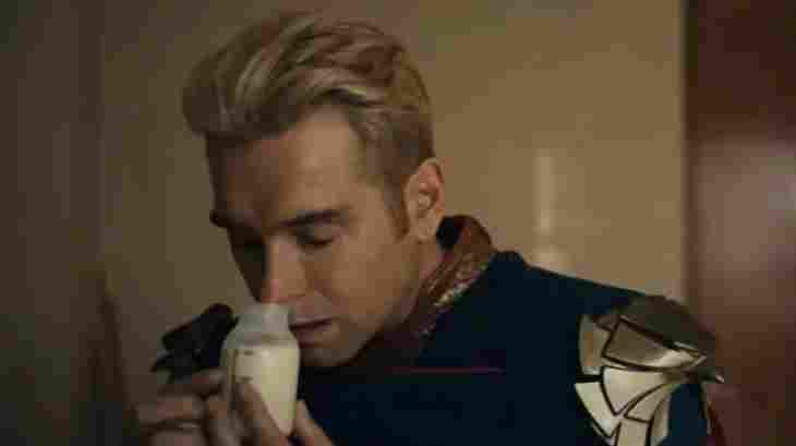 《黑袍纠察队》祖国人演员：粉丝总是要给我送牛奶(图1)